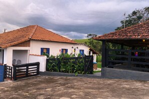 Family House, 3 Bedrooms, Garden View | Exterior - Fazenda Brasileiro (Passos)