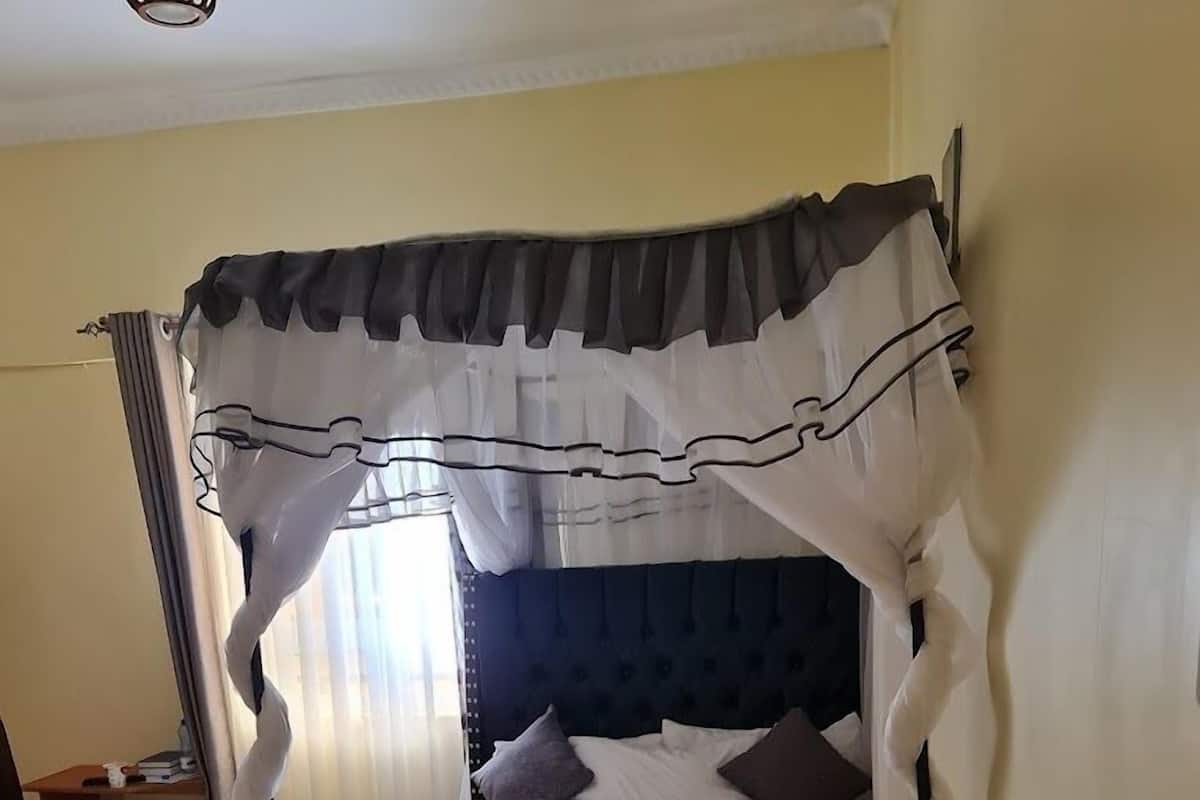 Habitación individual estándar, vista a la ciudad | Wifi gratis y ropa de cama