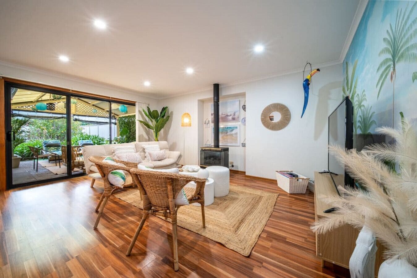 تلفزيون، مدفأة