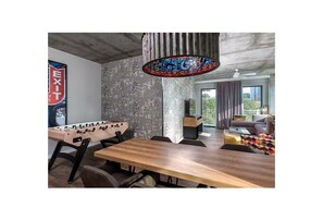 غرفة الألعاب