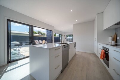 Te Anau NZ Lake Escape