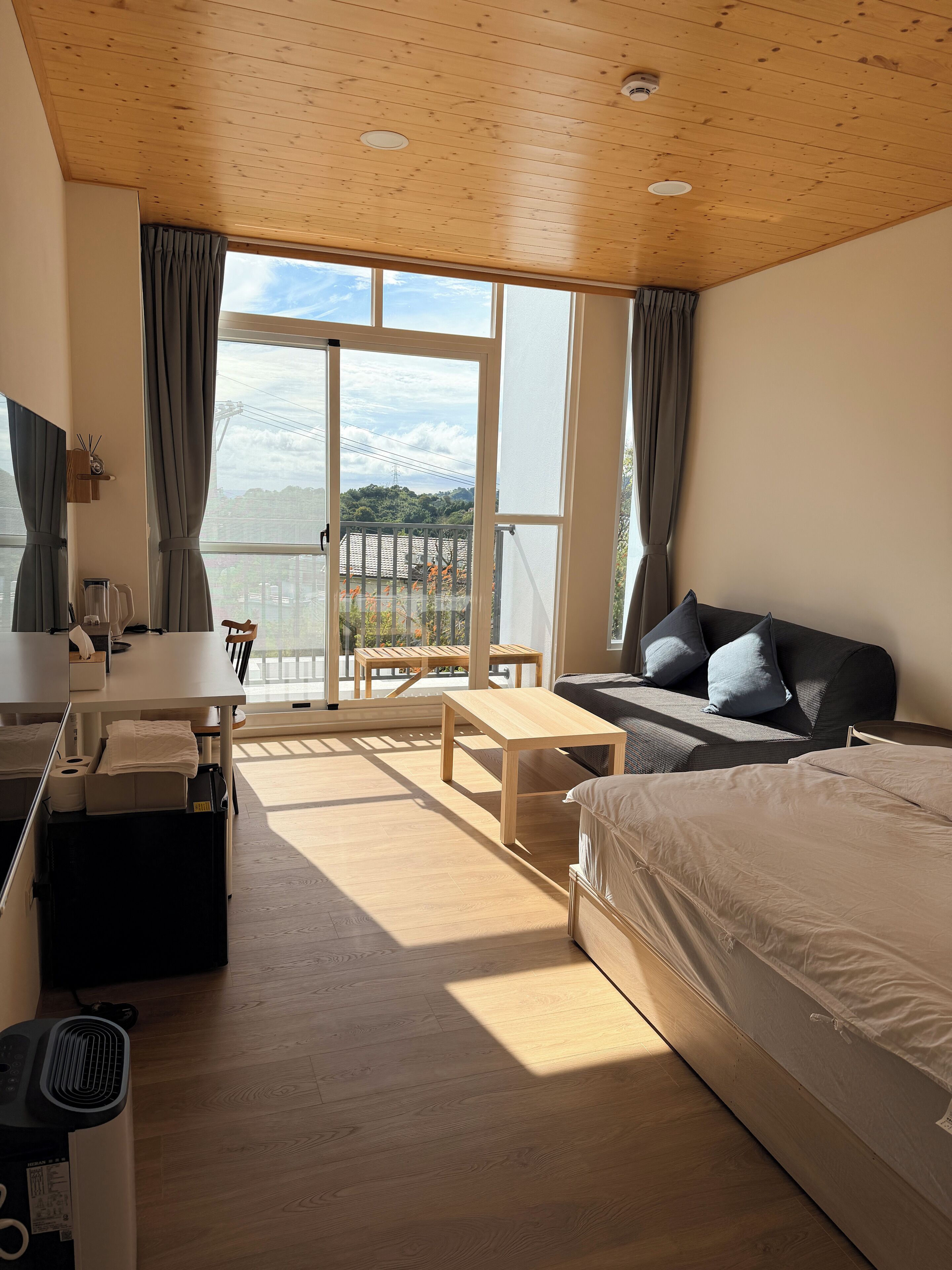 Deluxe-herbergi með tvíbreiðu rúmi - reyklaust | Skrifborð, ókeypis þráðlaus nettenging