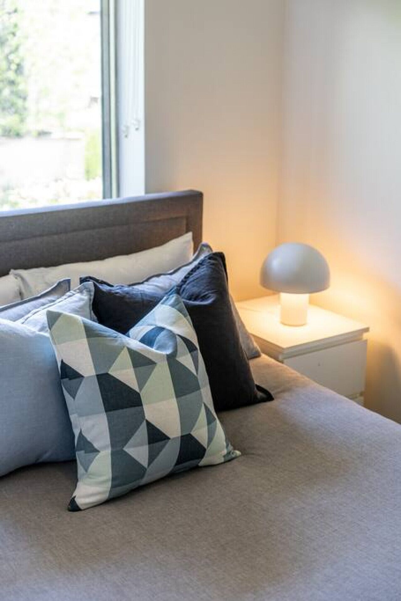 2 bedrooms, iron/ironing board, WiFi