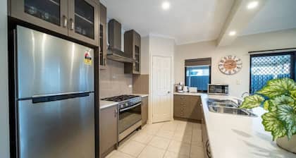 ★Gone Coastal @ Grange★Wifi✔︎Nespresso✔︎Beach