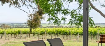Willunga House - A Scenic Wine Region Stay
