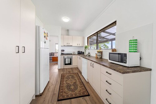 Willunga House - Fireplace Vineyard Views