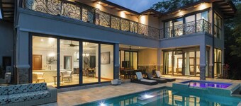 Walk to Beach Private Villa in Gated Community