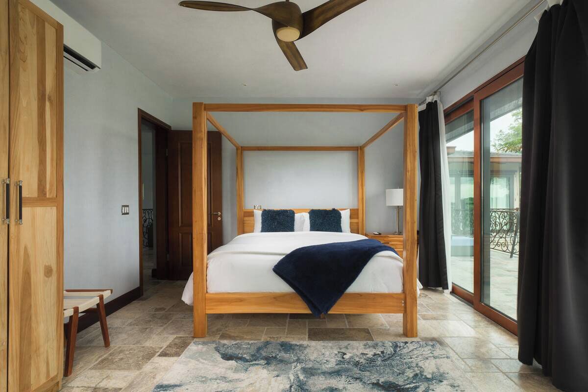 6 makuuhuonetta, työpöytä, silitysrauta/-lauta, ilmainen Wi-Fi