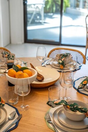 تناول الطعام