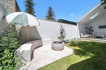 Marseille Glenelg - Firepit BBQ Central