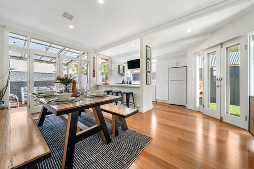 Waratah Cottage—1910s Boutique Heritage