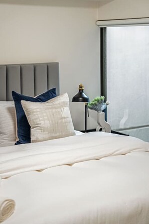 2 Schlafzimmer, Schreibtisch, WLAN, Bettwäsche