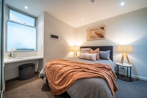 1 bedroom, desk, iron/ironing board, WiFi