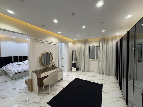 villa with garden in continental COMP