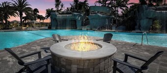 3BR + den Estero Retreat w/ Private Heated Pool, Resort Amenities & Near RSW