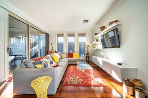 The Arlington - Easy Stay near Entertainment & CBD