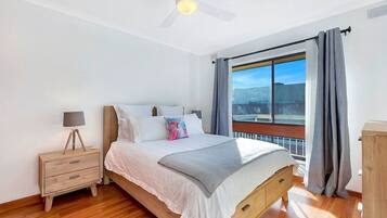 2 bedrooms, desk, iron/ironing board, travel cot