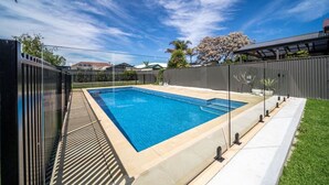 Pool - Summer Breeze—A Coastal Poolside Retreat (Glenelg East)