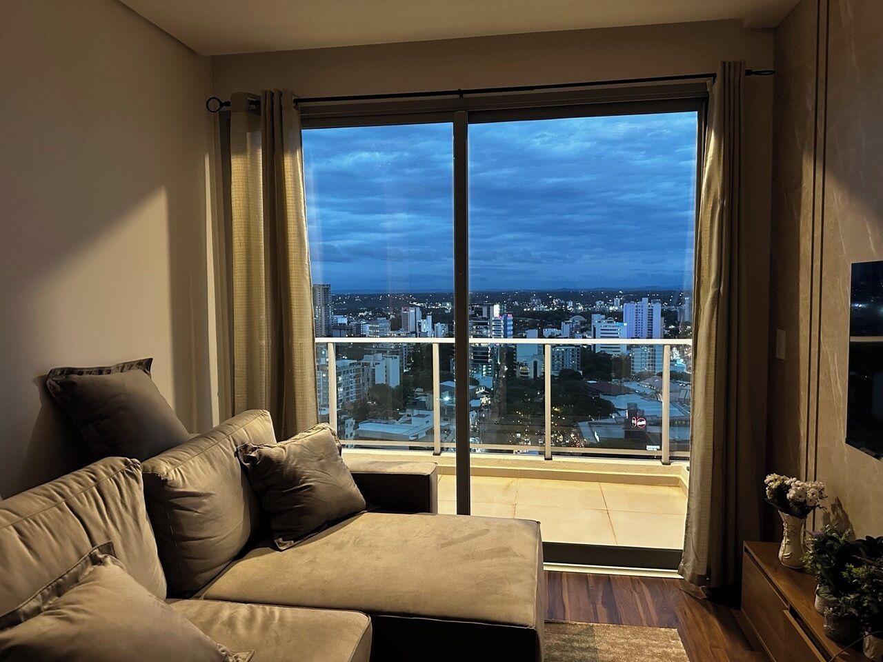 تلفزيون ذكي