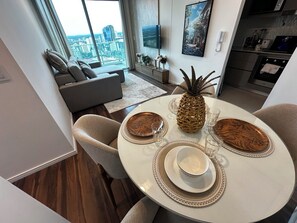 Dining - Luxurious 2-bedroom with gym, pool and AC in the best location of Asunción (Asunción)