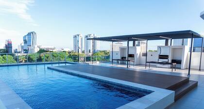 Luxurious 2-bedroom with gym, pool and AC in the best location of Asunción
