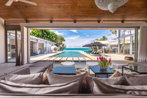 Living room - Villa Tievoli (Takua Thung)