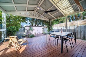 Outdoor dining - Il Cappano Rosa—Vintage Charm by Henley Square (Henley Beach)