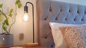 1 室のベッドルーム、アイロン / アイロン台、WiFi、ベッドシーツ