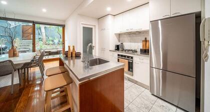 ★Juniper on Rundle★Wifi✔︎Balcony✔︎Shopping✔︎Cafes