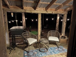 Bañera de hidromasaje al aire libre