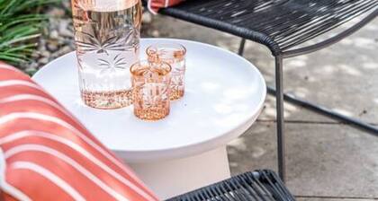 Surfs Up @ Somerton Park with Wifi & BBQ