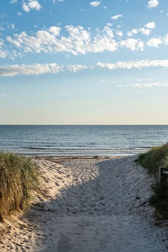 Level Up Henley—Family Beachside Living