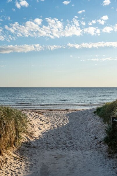 Level Up Henley—Family Beachside Living