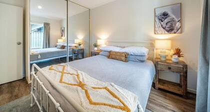 Melbourne St Explorer