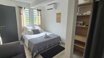 1 Schlafzimmer, Bügeleisen/Bügelbrett, kostenloses WLAN, Bettwäsche