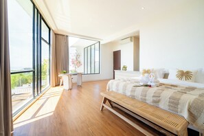 Villa, 4 chambres, vue sur l’océan | Bureau, rideaux d’obscurcissement, lit de bébé (supplément)