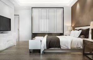 Habitació doble Deluxe, balcó, vistes a la muntanya | Caixa forta a l'habitació, escriptori i cortines opaques