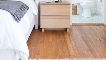 In-room safe, desk, blackout drapes, iron/ironing board
