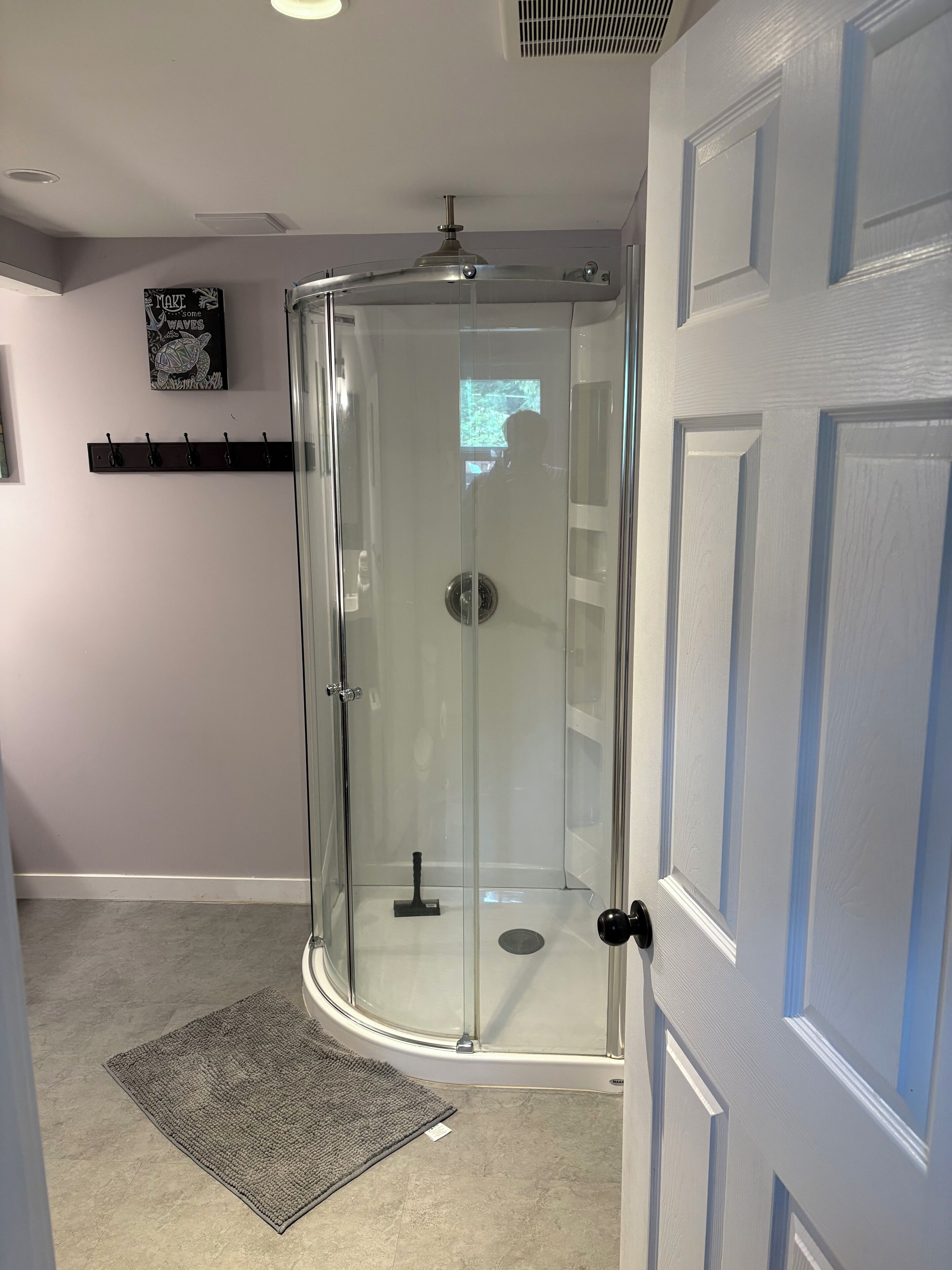 Shower, towels, soap, toilet paper