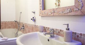 Bathroom - Hintown Warm Family Flat (Milan)