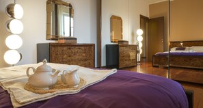 Room - Hintown Warm Family Flat (Milan)