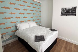 2 bedrooms, WiFi, bed sheets