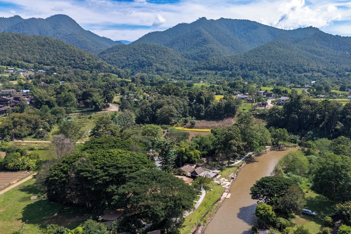 Two Bedroom Riverfront Reserve | Free minibar items, in-room safe, free WiFi, bed sheets