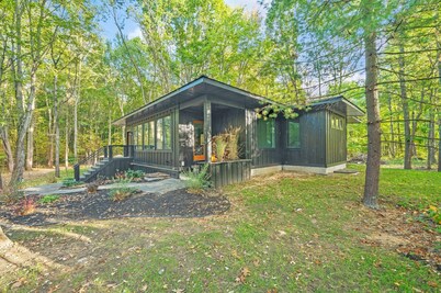 NEW Luxurious Home, Pool, Hot Tub, Private