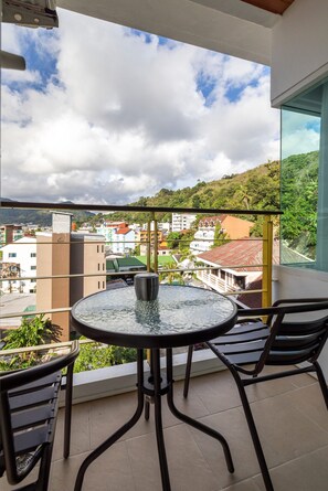 View from room - Meet Holiday International Hotel (Patong)