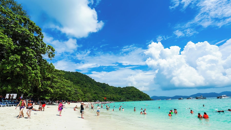 Meet Holiday International Hotel