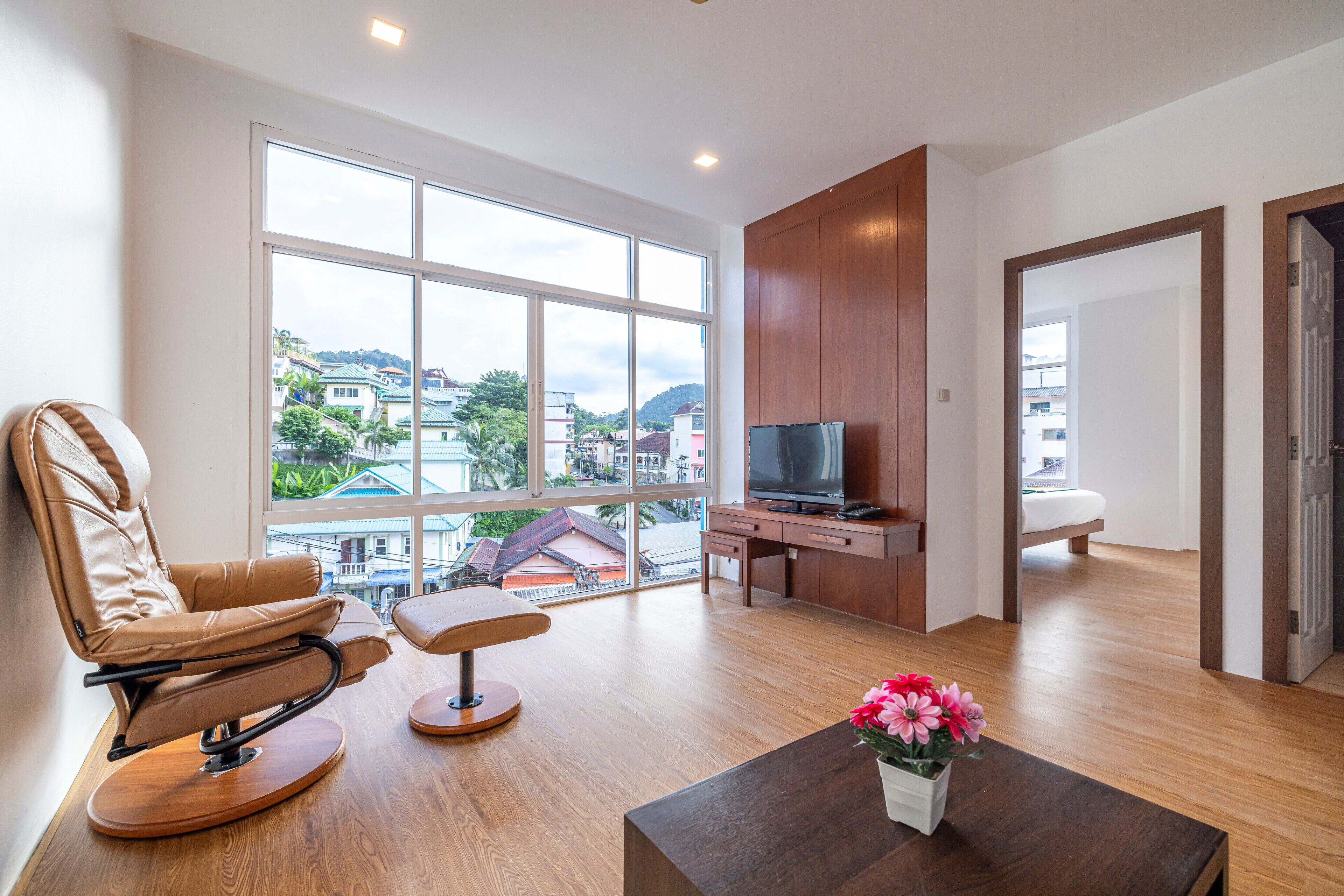 标准套房, 1 张特大床, 城市景观 | 客房景观