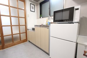 Classic-Dreibettzimmer | Eigene Küche