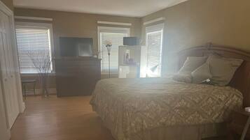 1 chambre, Wi-Fi gratuit, draps fournis