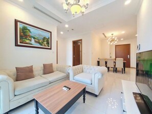 2 Bedroom Apartment | Living area